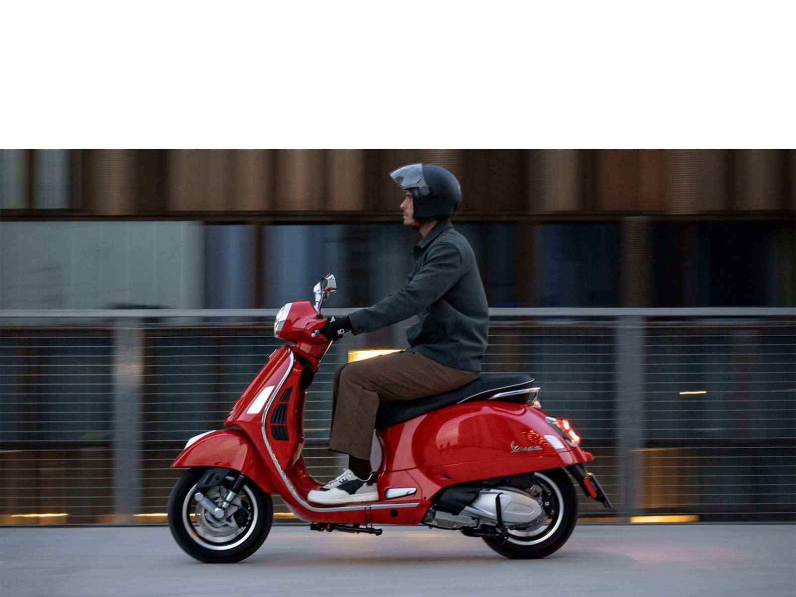 Мотороллер VESPA GTS Super 125, 2023, красный